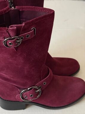 Vince Camuto Wilan Mid Calf Boots Burgundy Suede Block Heel Zipper Women's Sz 6M
